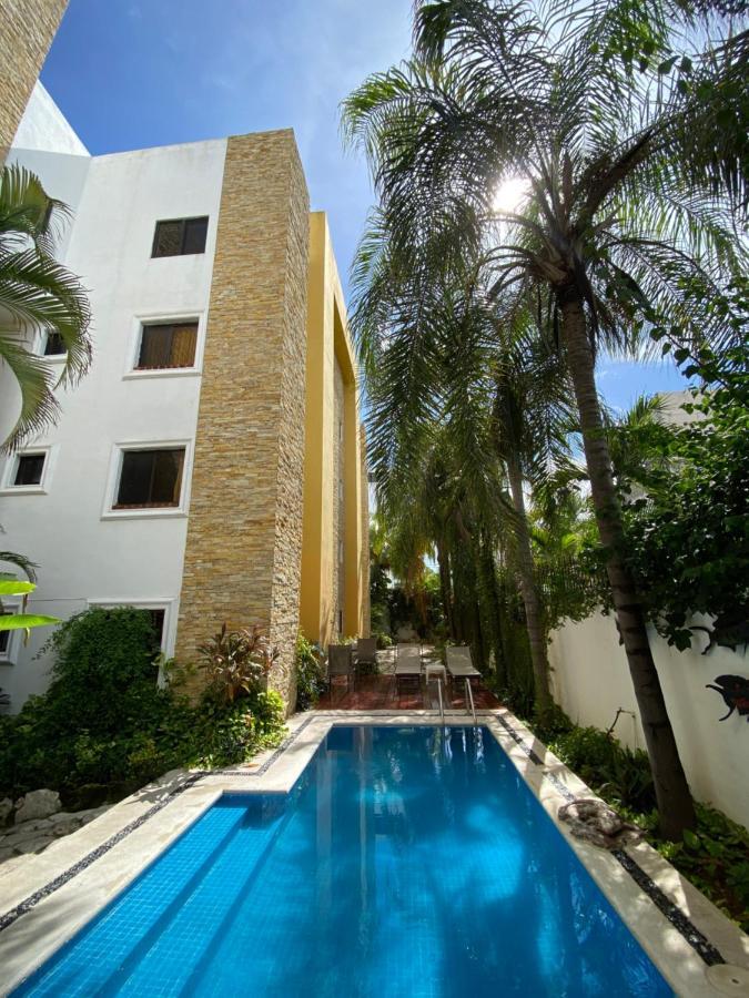 Hotel Las Golondrinas Playa del Carmen Exterior photo
